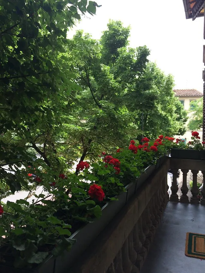 Brigid B&B Florence 0*,